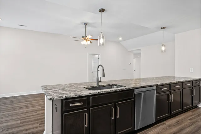 $295,000 | 214 King Road, Clarksville, TN 37042