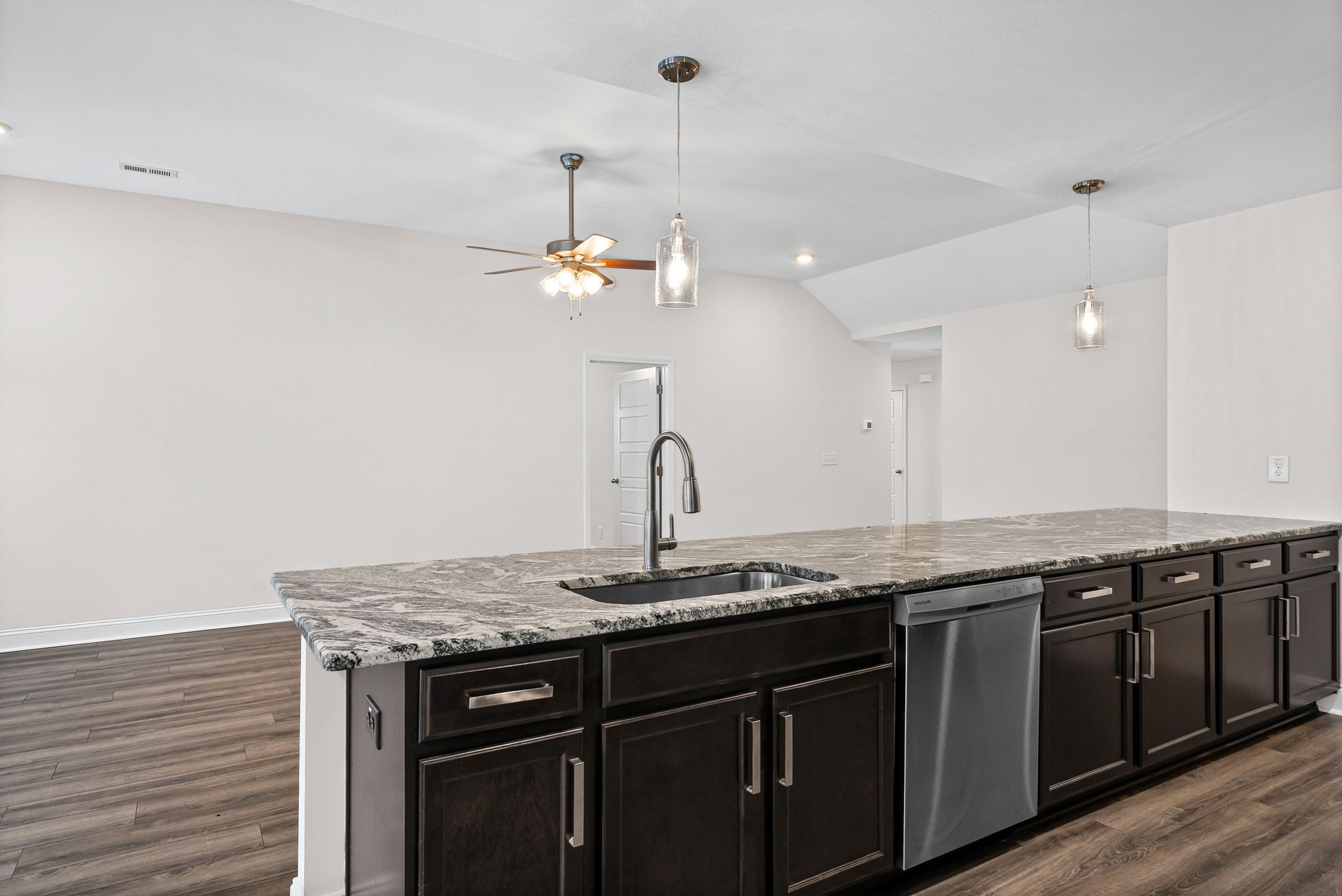 214 King Road Clarksville, TN 37042 - Photo 13 of 31