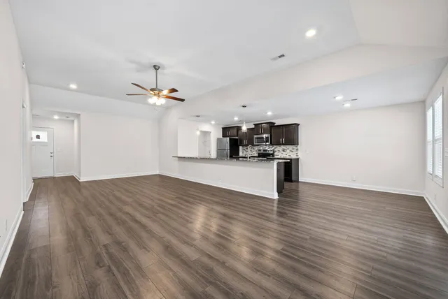 $295,000 | 214 King Road, Clarksville, TN 37042