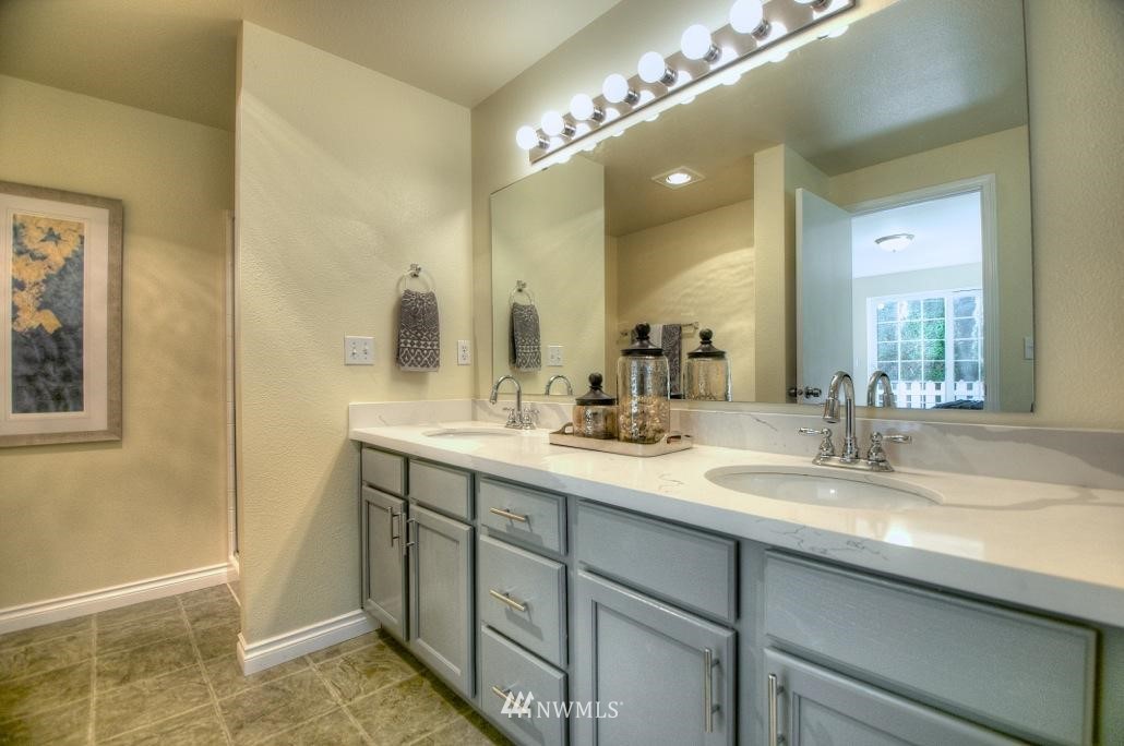 1371 East Trails Road Belfair, WA 98528 - Photo 14 of 25 Gallery Image 14