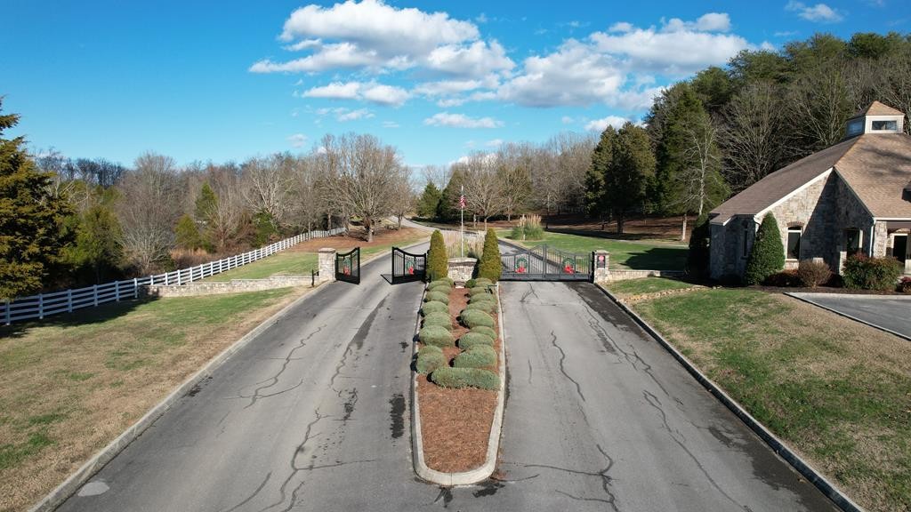 421 Waterfront Way Spring City, TN 37381 - Photo 2 of 40 Gallery Image 2
