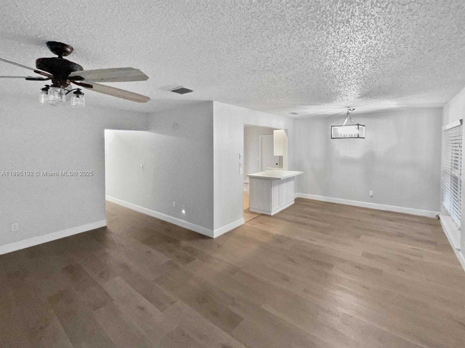 22226 Southwest 65th Terrace Boca Raton, FL 33428 - Photo 3 of 27