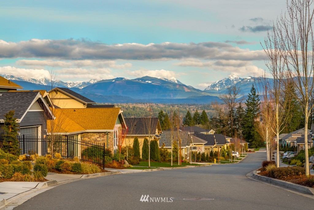 23766 Northeast Greens Crossing Road Redmond, WA 98053 - Photo 15 of 25 Gallery Image 15