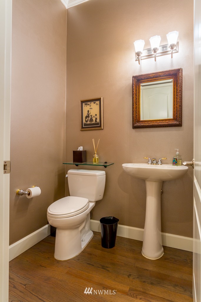23766 Northeast Greens Crossing Road Redmond, WA 98053 - Photo 19 of 25 Gallery Image 19