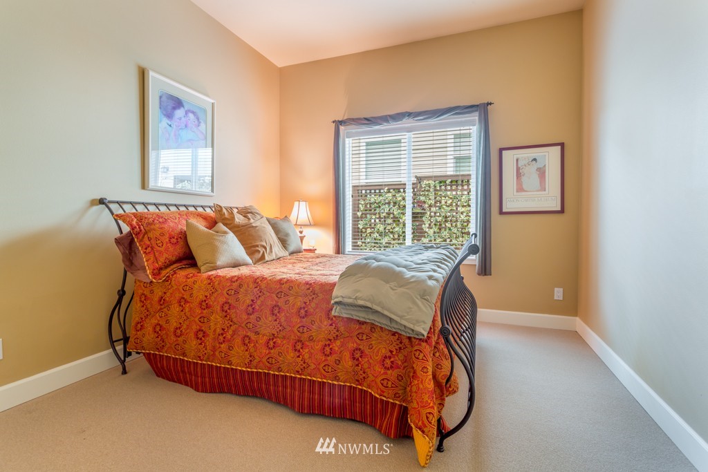 23766 Northeast Greens Crossing Road Redmond, WA 98053 - Photo 20 of 25 Gallery Image 20