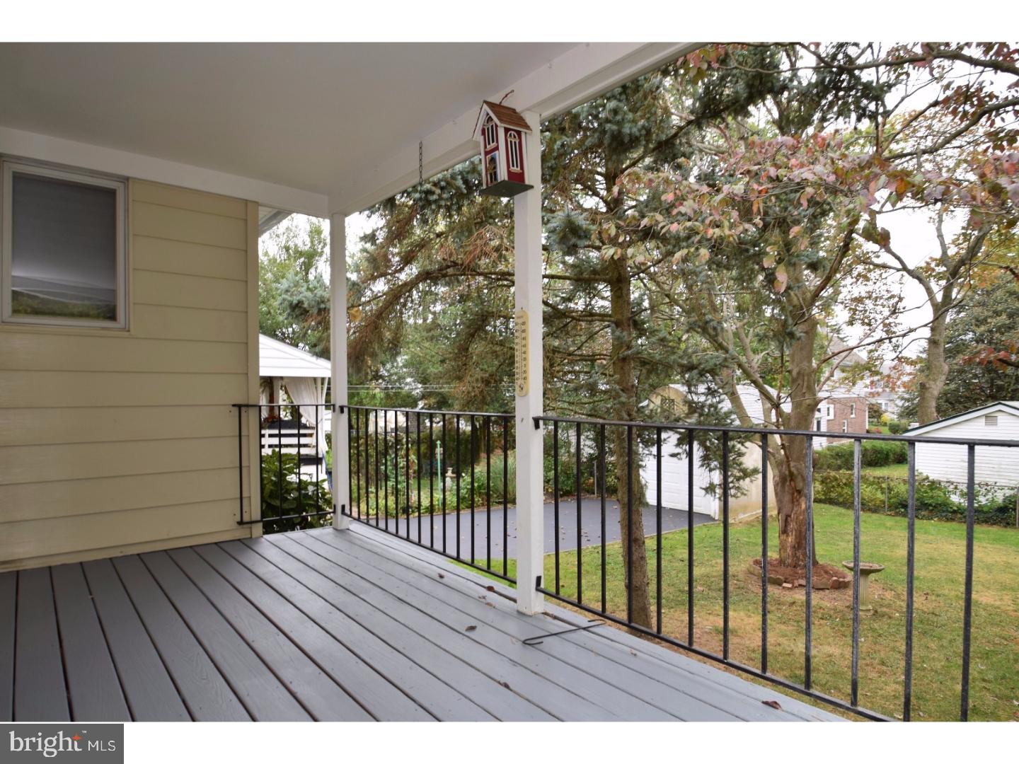 321 Oxford Road Havertown, PA 19083 - Photo 21 of 25 Porch