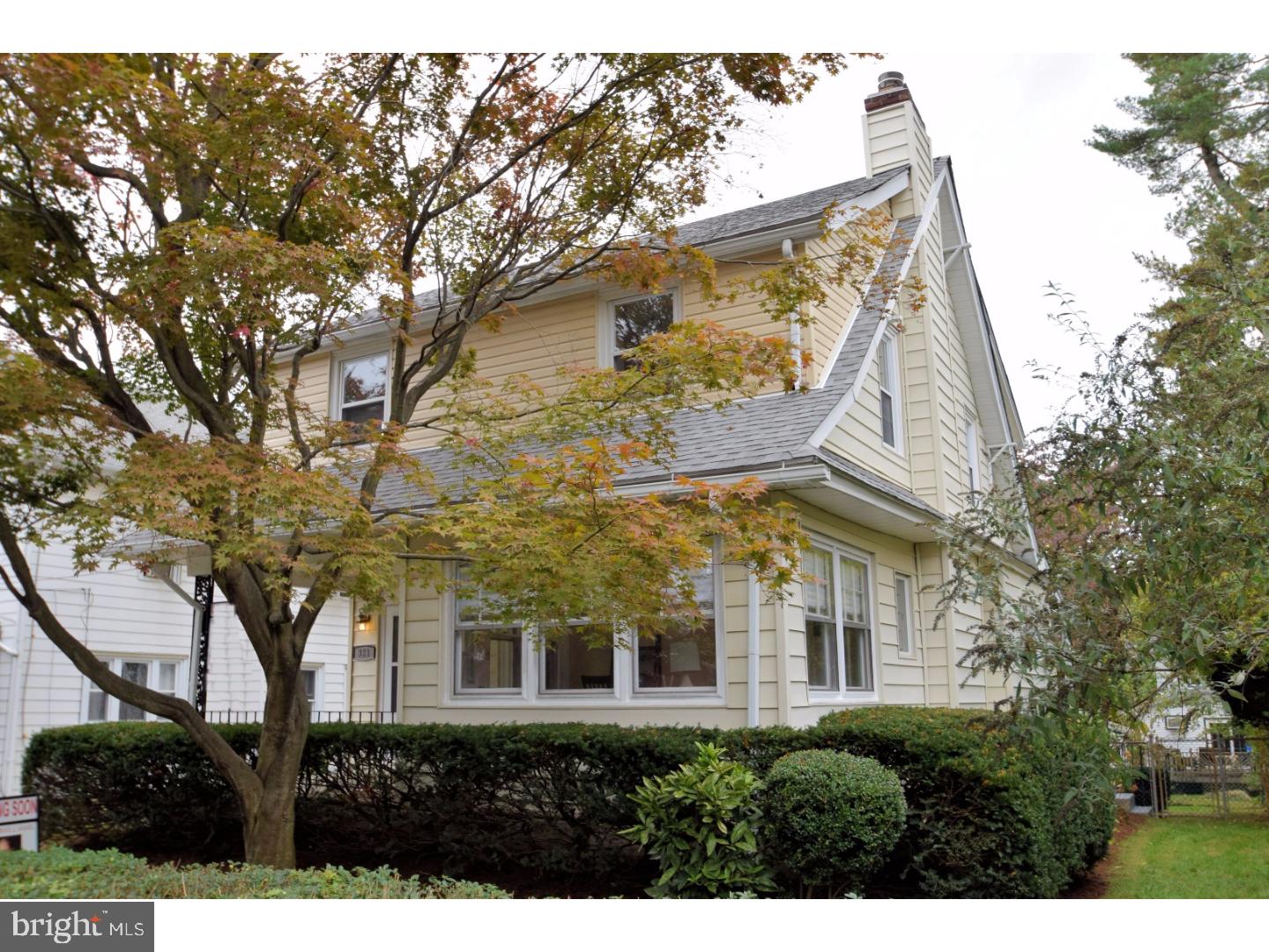 321 Oxford Road Havertown, PA 19083 - Photo 24 of 25 Front Yard