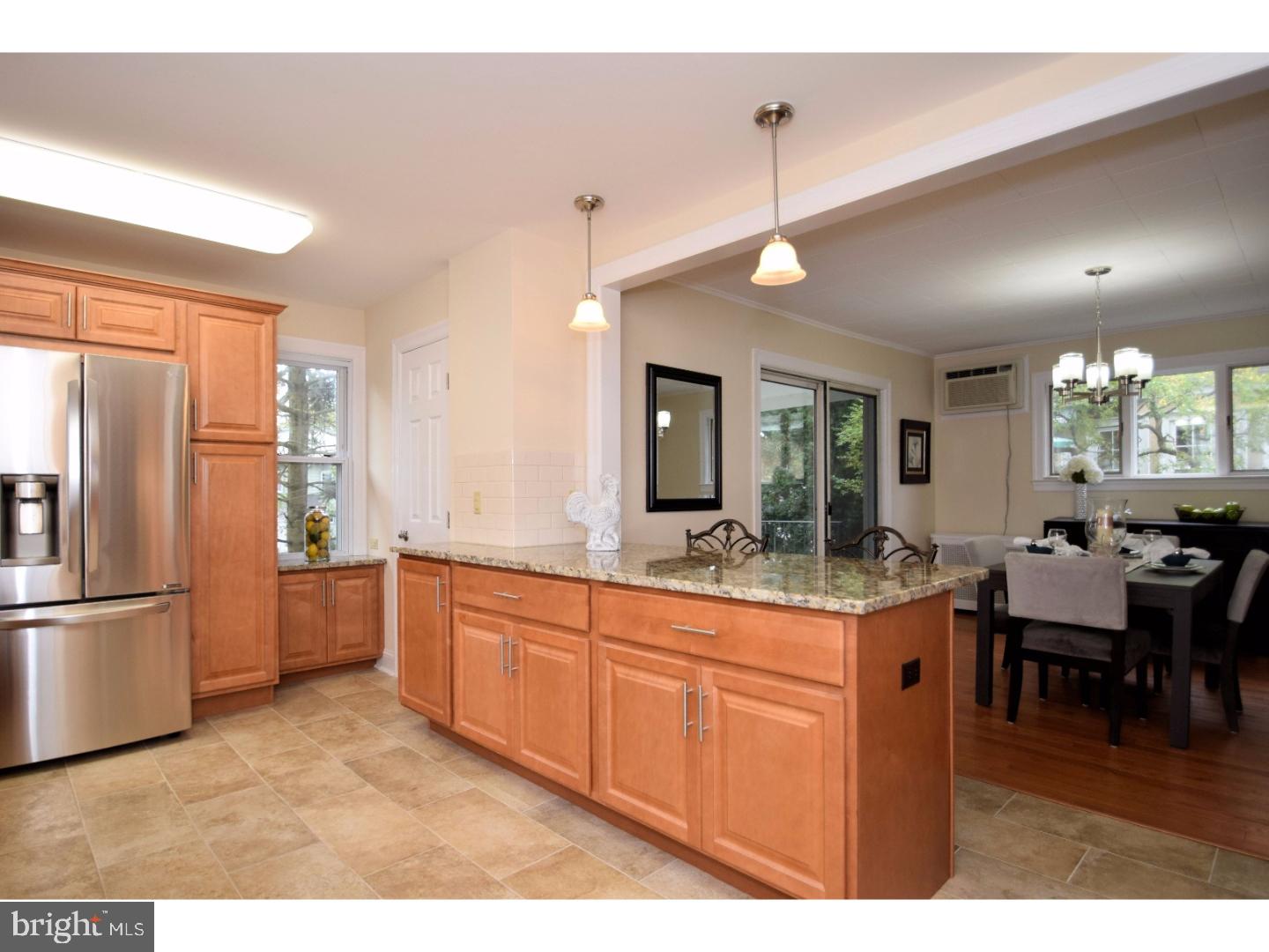 321 Oxford Road Havertown, PA 19083 - Photo 8 of 25 Kitchen