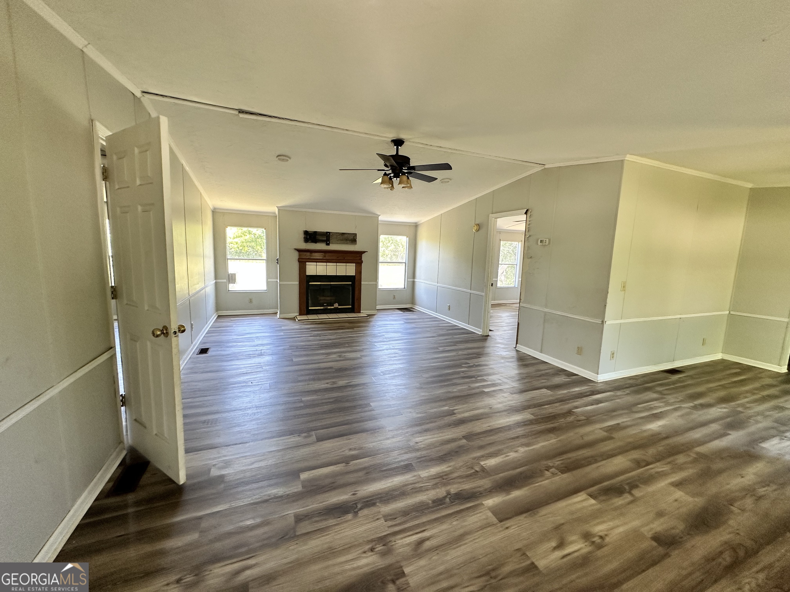 4523 Mockingbird Lane Waycross, GA 31503 - Photo 2 of 36