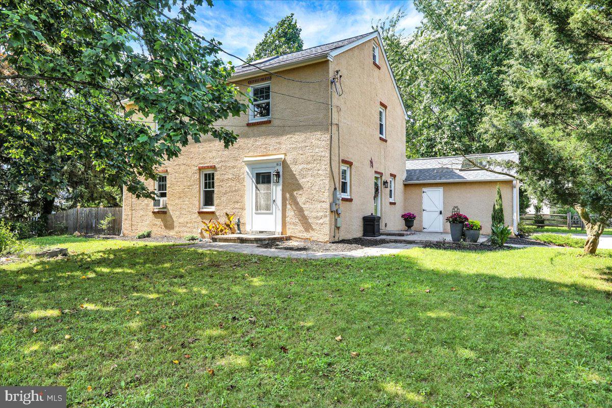 913 Valley Forge Road Phoenixville, PA 19460 - Photo 4 of 40 Gallery Image 4
