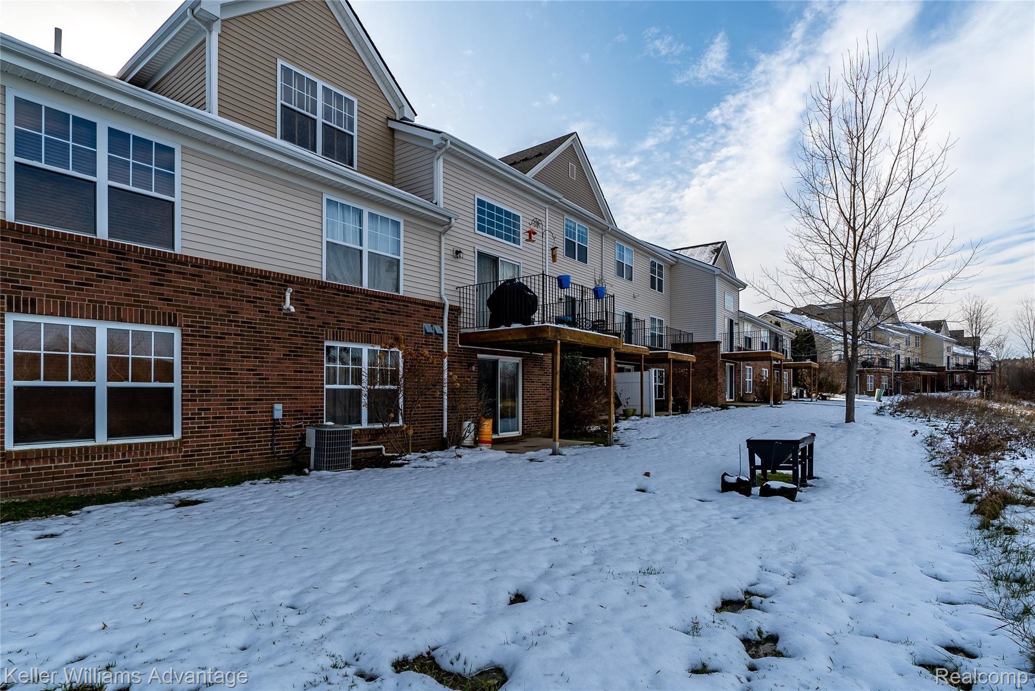 10143 Ridge Run Street Howell, MI 48855 - Photo 31 of 32 RidgeRunSt_10143_Back 1.jpg
