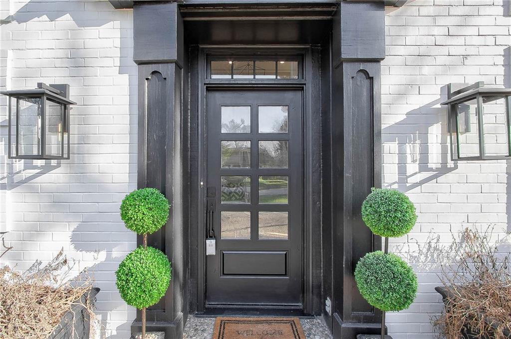 4339 Royal Pine Boulevard Indianapolis, IN 46250 - Photo 4 of 42