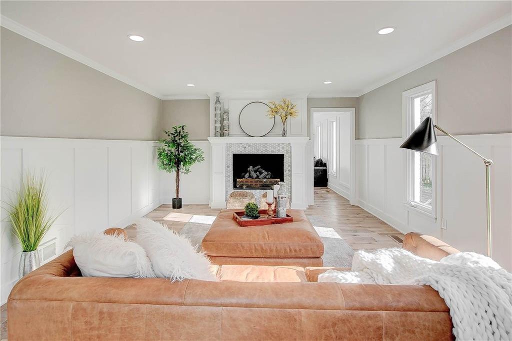 4339 Royal Pine Boulevard Indianapolis, IN 46250 - Photo 7 of 42