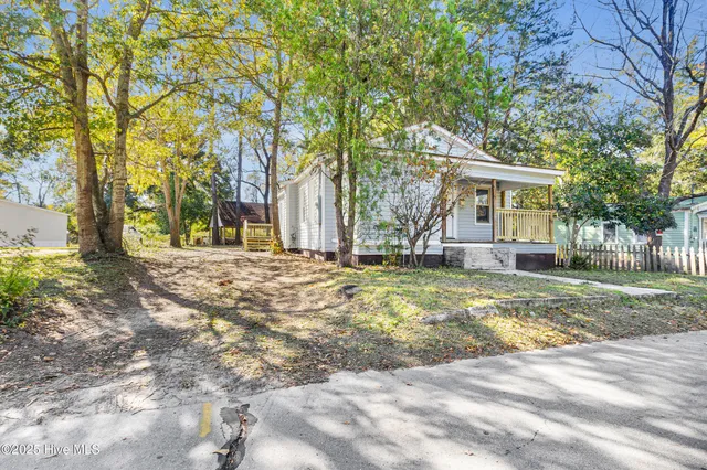 $1,500 | 1707 Asheville Street, New Bern, NC 28560