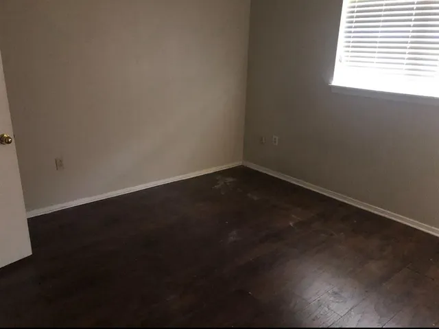 $1,305 | 8132 Hobbs Drive, Shreveport, LA 71129