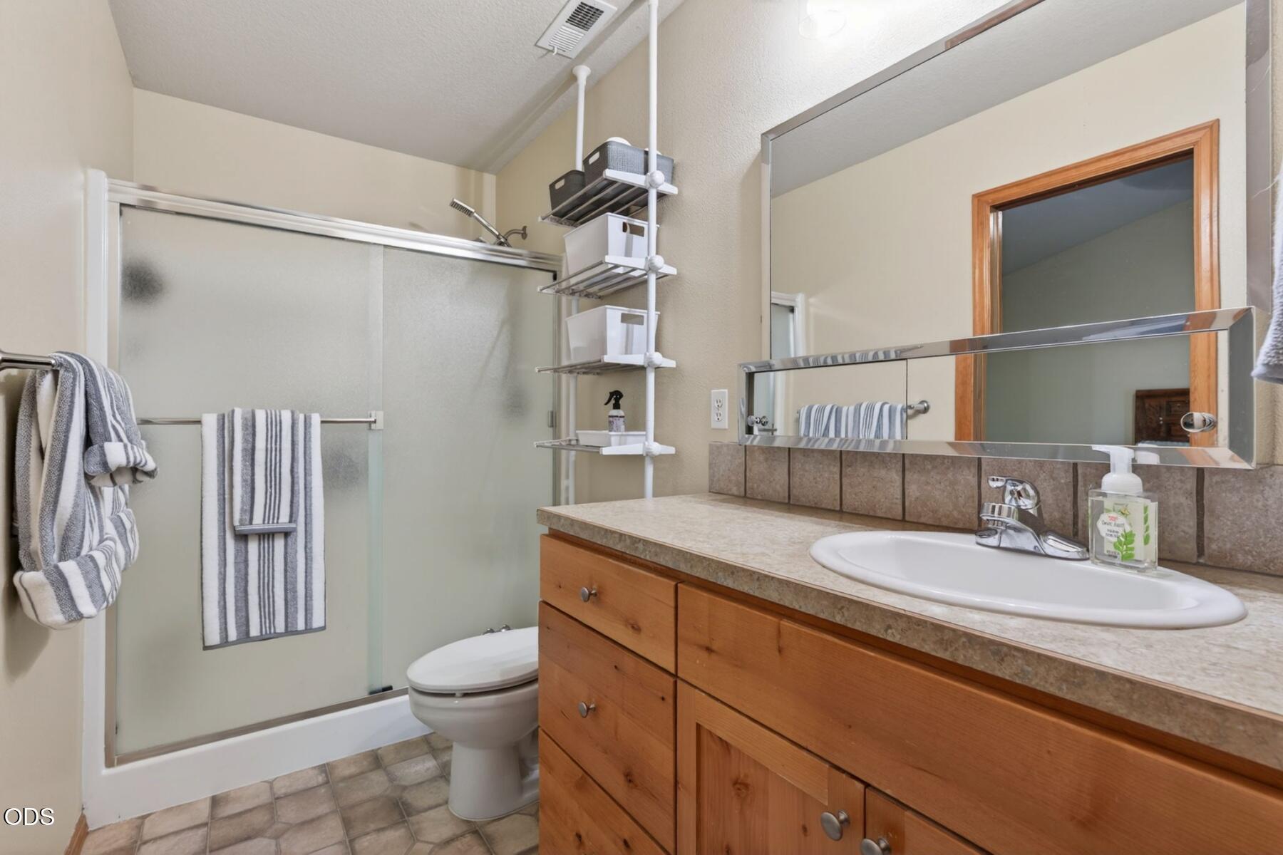 20696 Barton Crossing Way Bend, OR 97701 - Photo 29 of 44