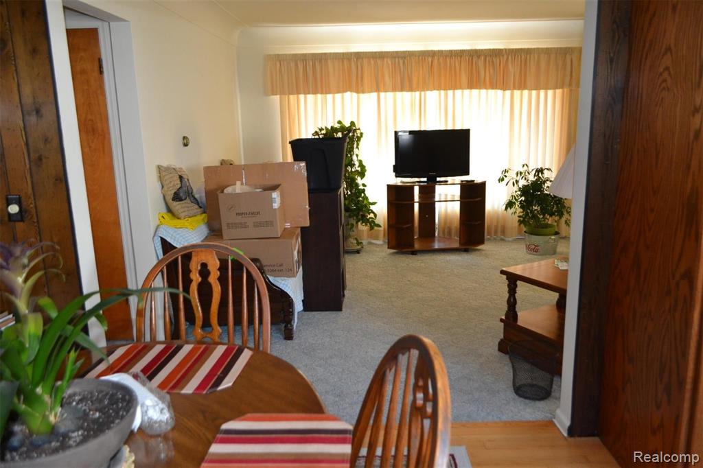 10069 Clark Road Davison, MI 48423 - Photo 5 of 53