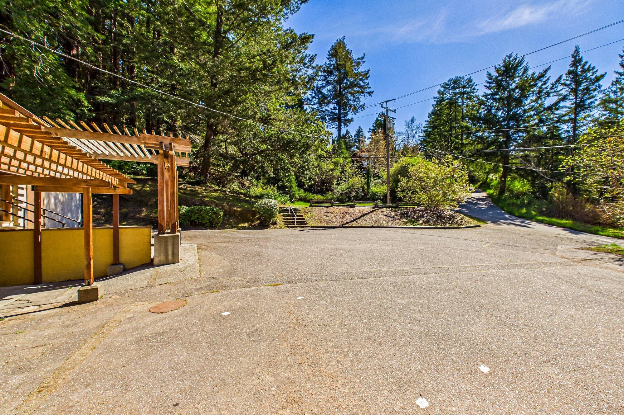625 Newton Road Weott, CA 95571 - Photo 24 of 31