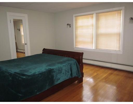 107 Gillette Avenue Springfield, MA 01118 - Photo 27 of 34