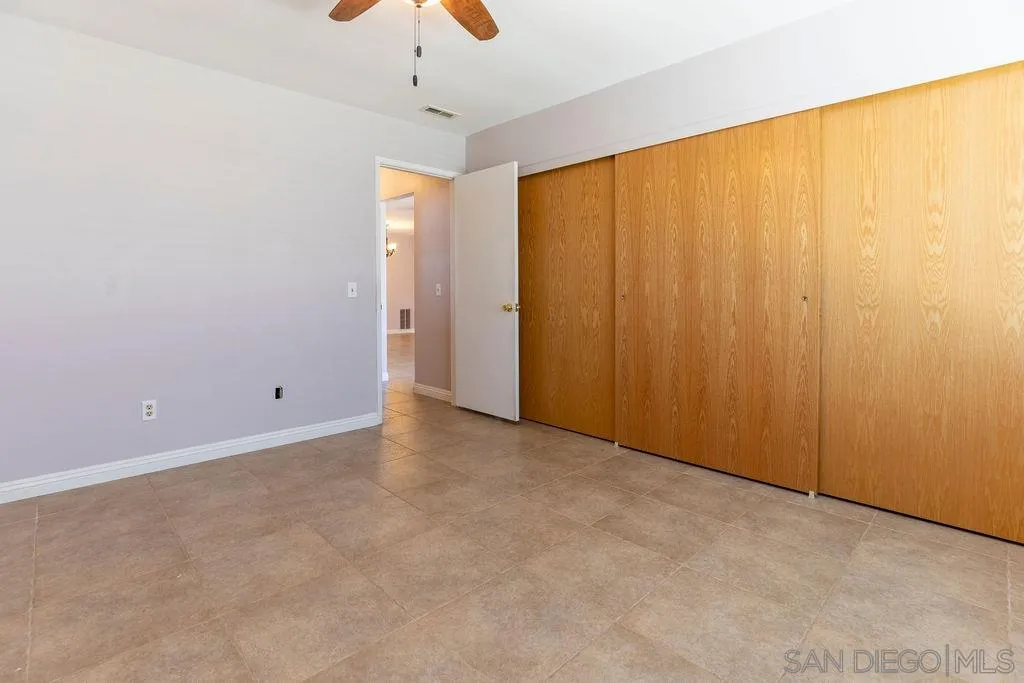 4729 Sunny Hills Road Oceanside, CA 92056 - Photo 16 of 25 Gallery Image 16