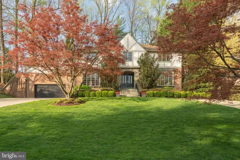 $2,700,000 | 7204 Loch Lomond Drive, Bethesda, MD 20817