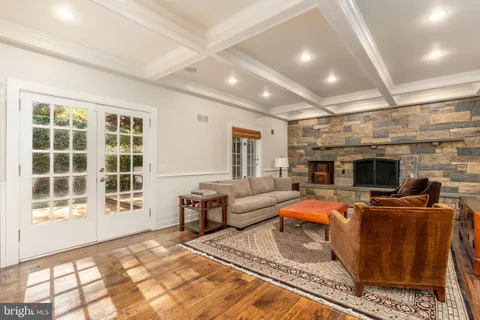 $2,700,000 | 7204 Loch Lomond Drive, Bethesda, MD 20817