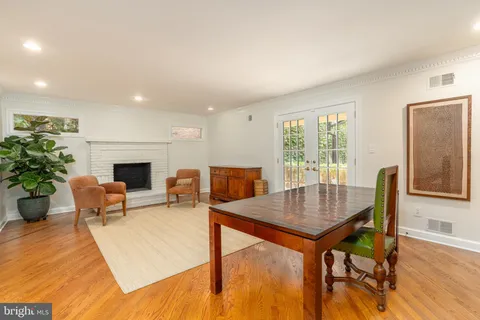 $2,700,000 | 7204 Loch Lomond Drive, Bethesda, MD 20817