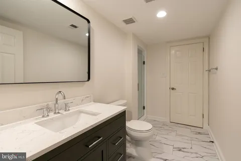 $2,700,000 | 7204 Loch Lomond Drive, Bethesda, MD 20817