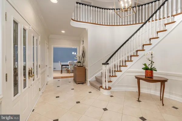 $2,700,000 | 7204 Loch Lomond Drive, Bethesda, MD 20817