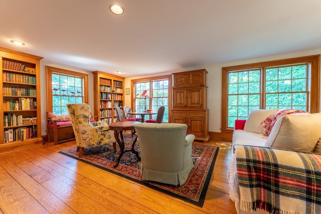 17 Laurel Road West Springfield, MA 01089 - Photo 17 of 42 Gallery Image 17