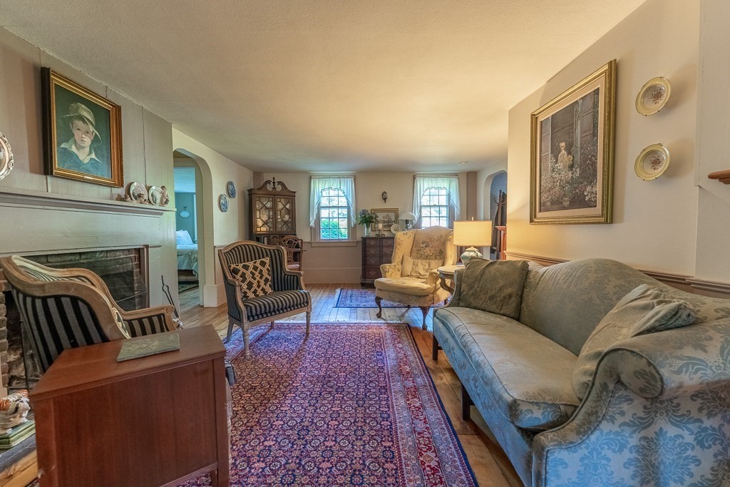 17 Laurel Road West Springfield, MA 01089 - Photo 18 of 42 Gallery Image 18