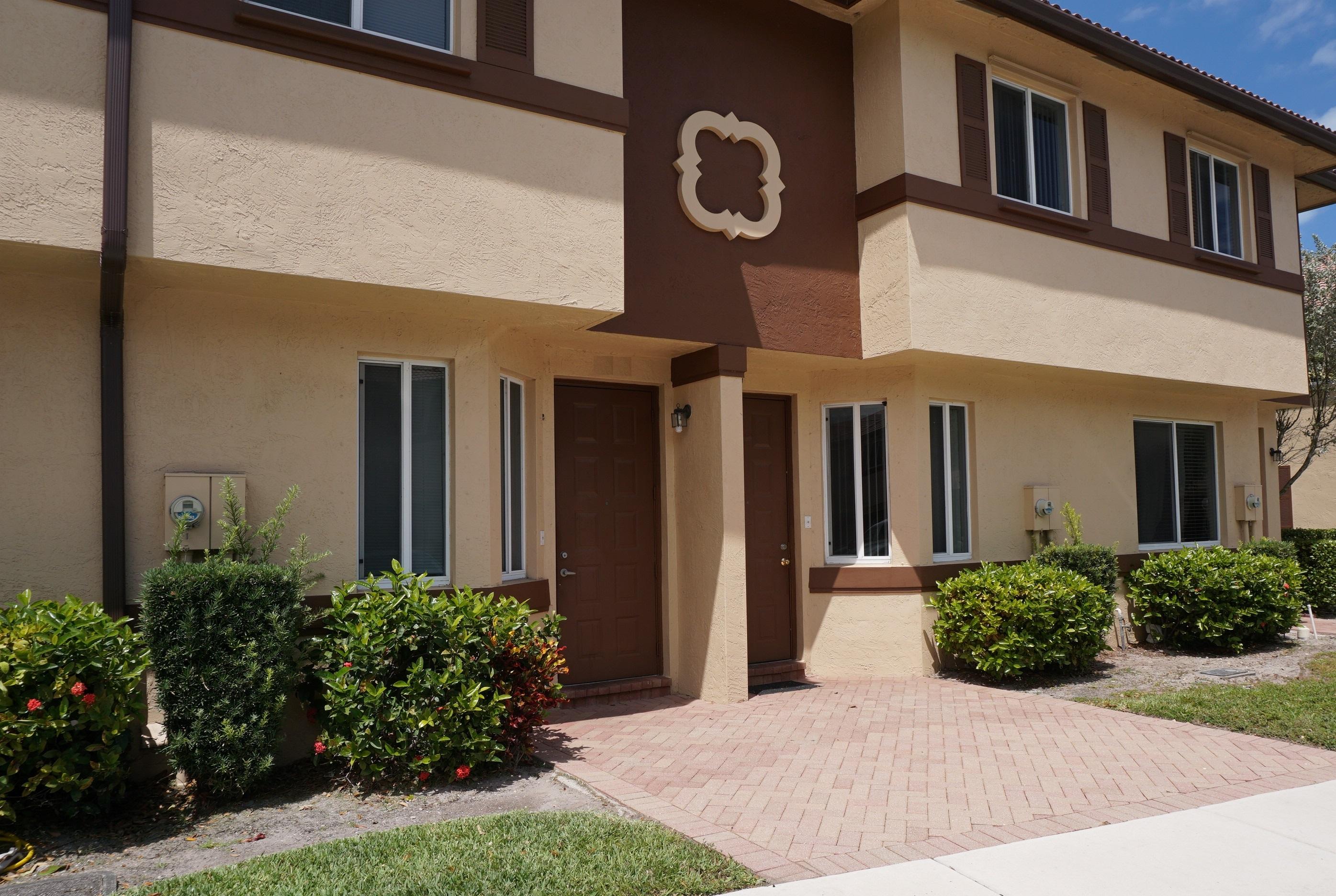 1954 Hibiscus Lane Riviera Beach, FL 33404 - Photo 1 of 13 Exterior