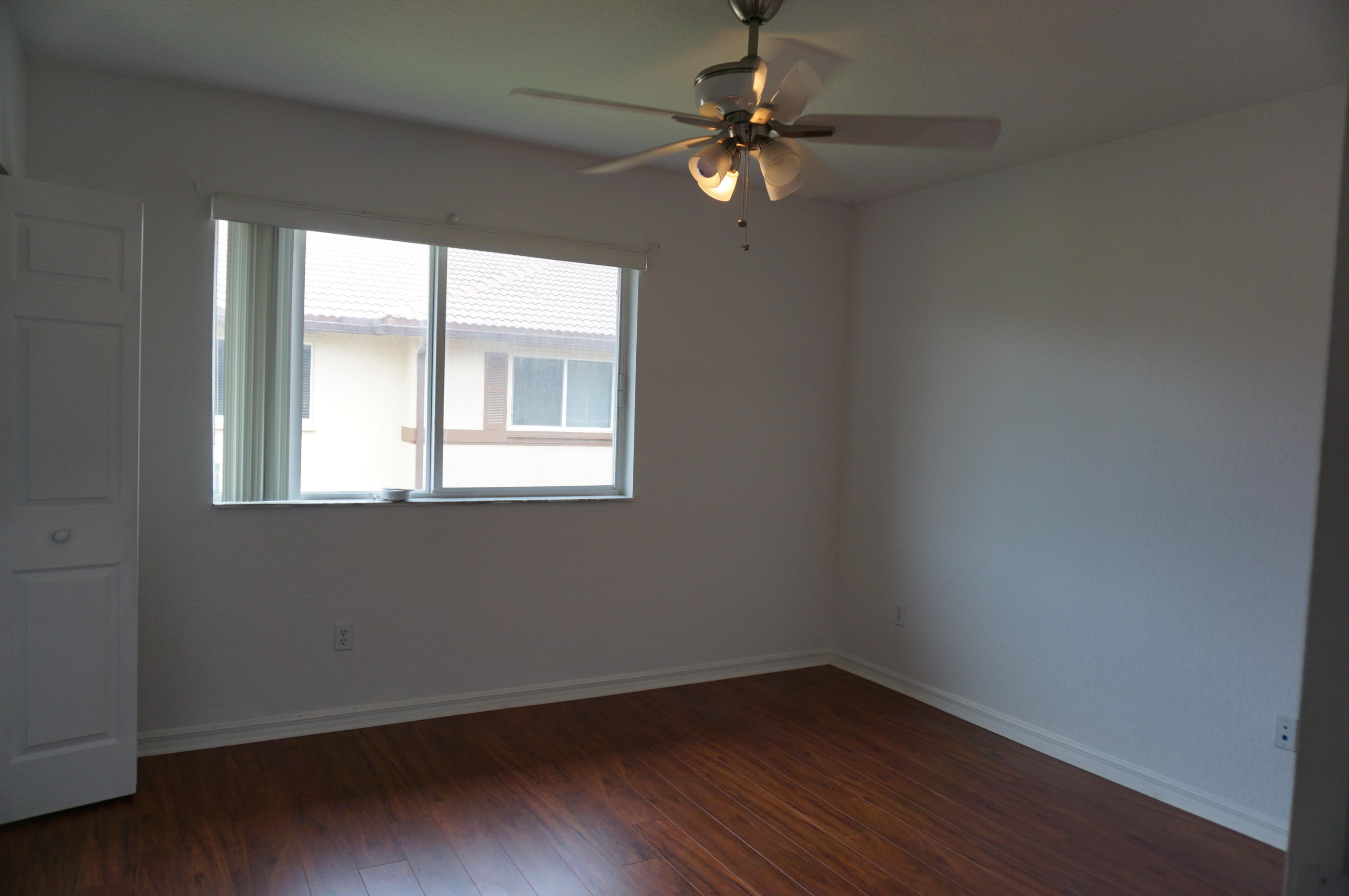 1954 Hibiscus Lane Riviera Beach, FL 33404 - Photo 3 of 13 DSC00457