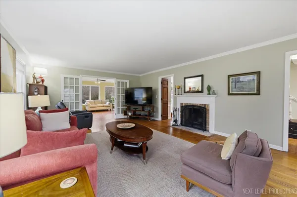 $750,000 | 1601 Lois Court, Geneva, IL 60134