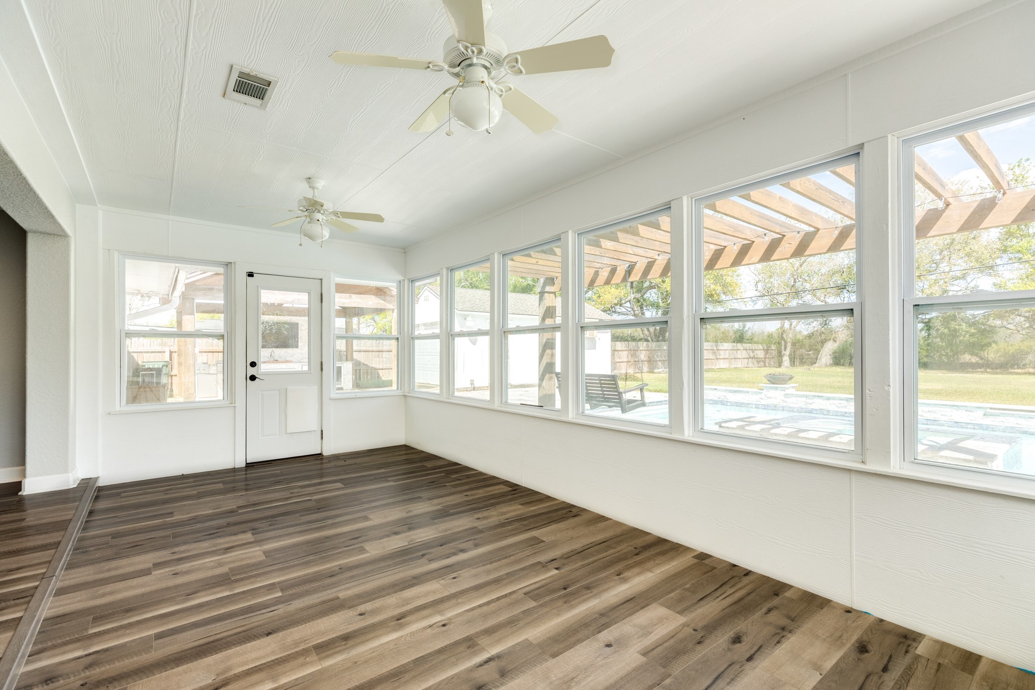 1100 Western Avenue Angleton, TX 77515 - Photo 18 of 26