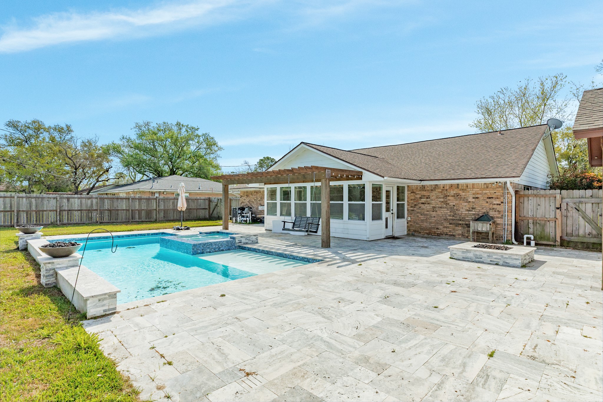 1100 Western Avenue Angleton, TX 77515 - Photo 4 of 26