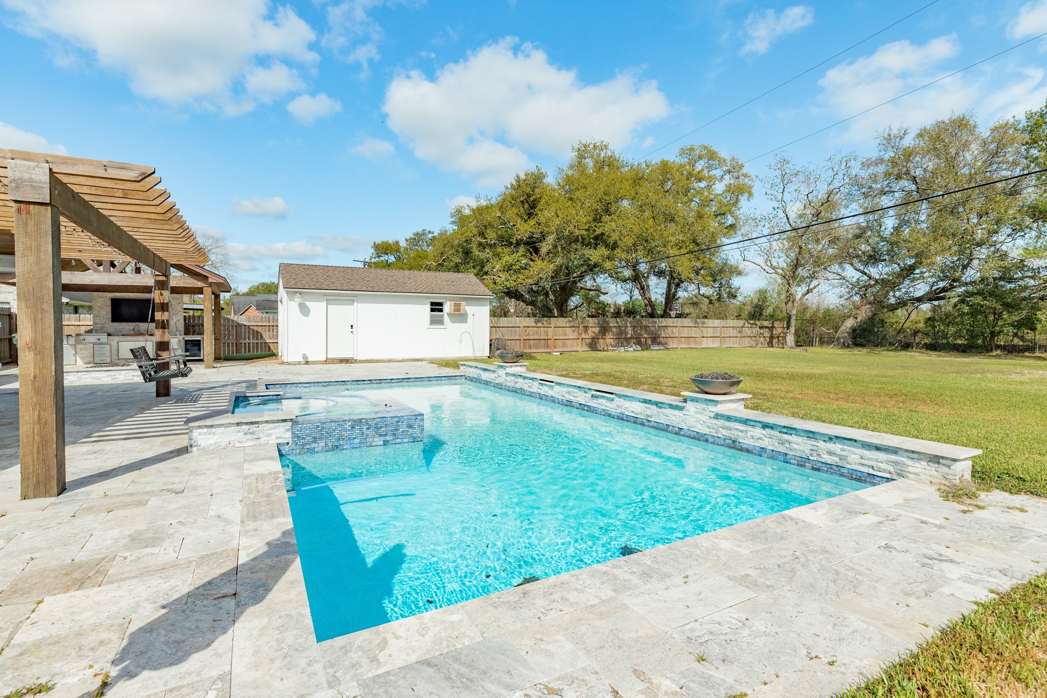 1100 Western Avenue Angleton, TX 77515 - Photo 6 of 26