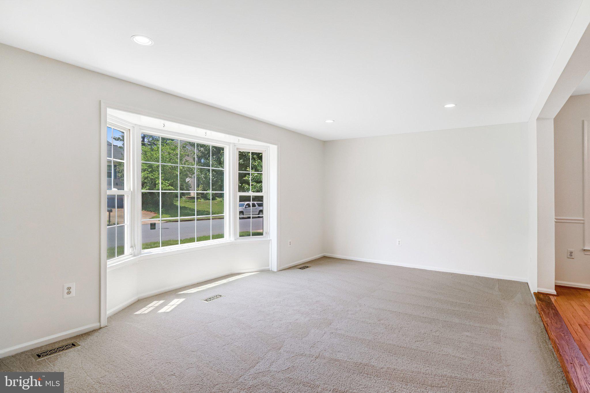 124 Environs Road Sterling, VA 20165 - Photo 21 of 62
