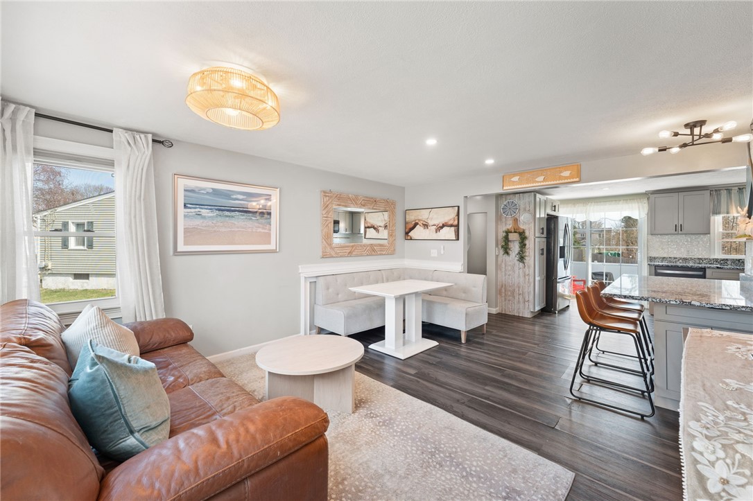 90 Amherst Road Warwick, RI 02889 - Photo 11 of 38