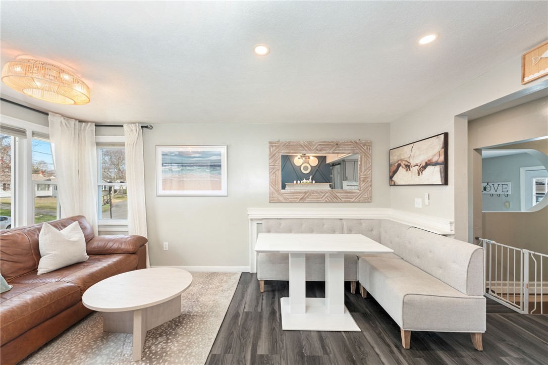 90 Amherst Road Warwick, RI 02889 - Photo 10 of 38