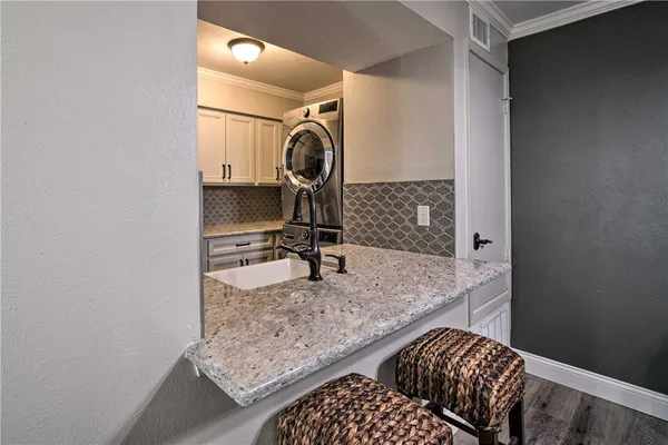 $159,900 | 2101 Barak Lane, Unit 11, Bryan, TX 77802