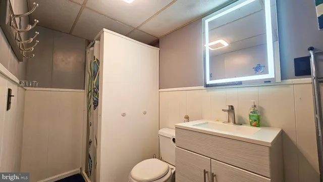 a view of a garage room