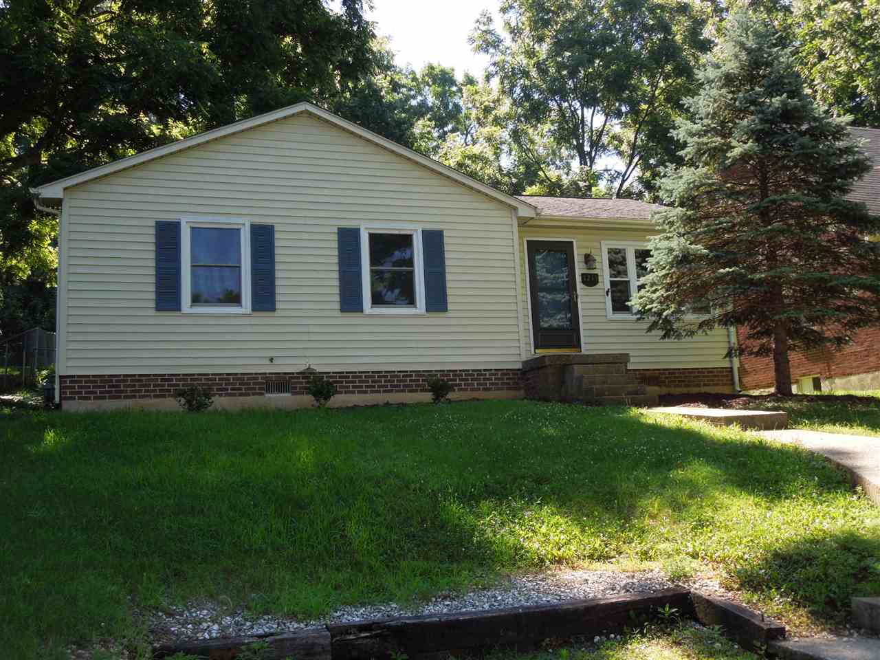 1215 Spring Hill Road Staunton, VA 24401 - Photo 1 of 14 Gallery Image 1