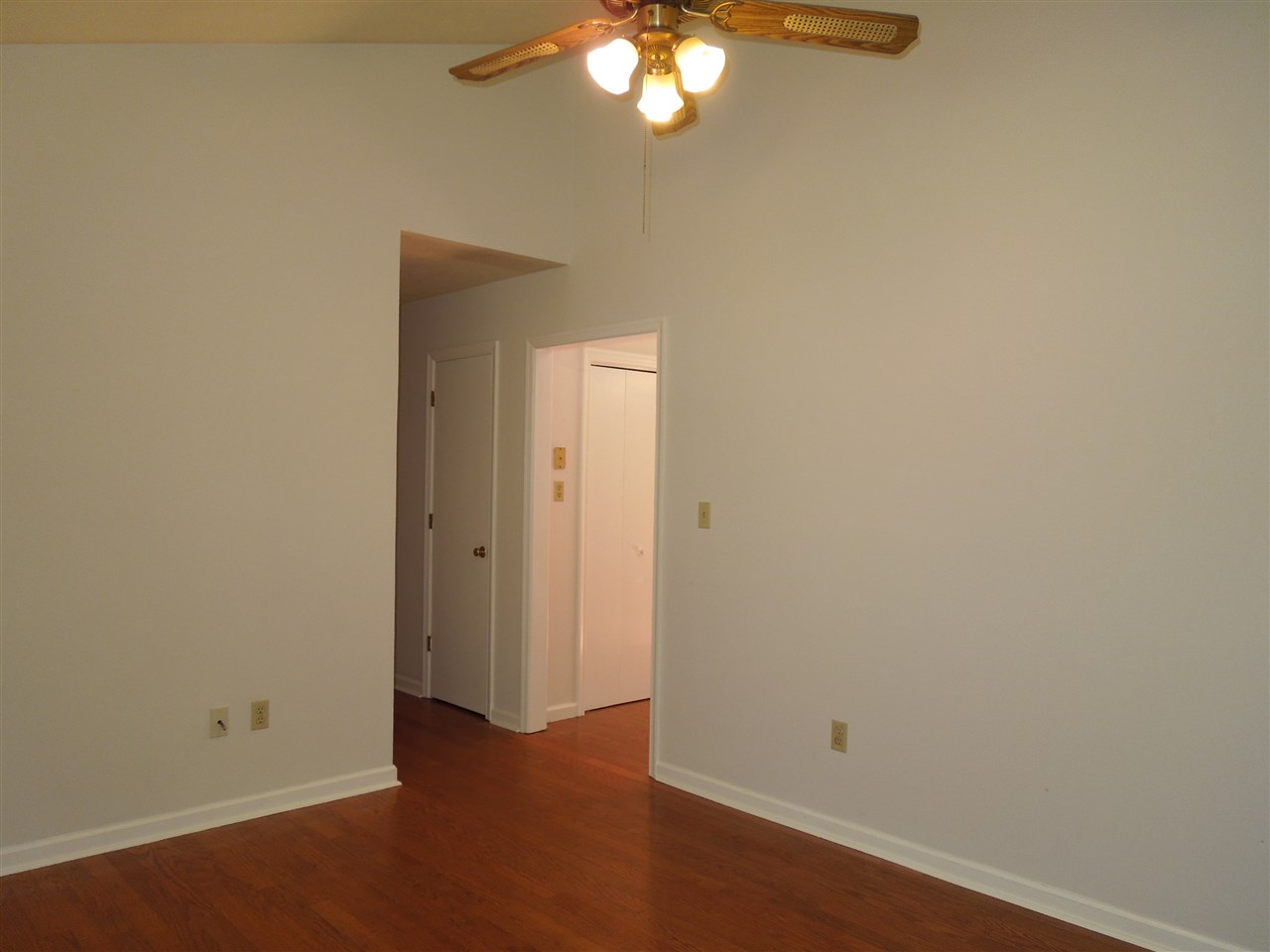 1215 Spring Hill Road Staunton, VA 24401 - Photo 4 of 14 Gallery Image 4