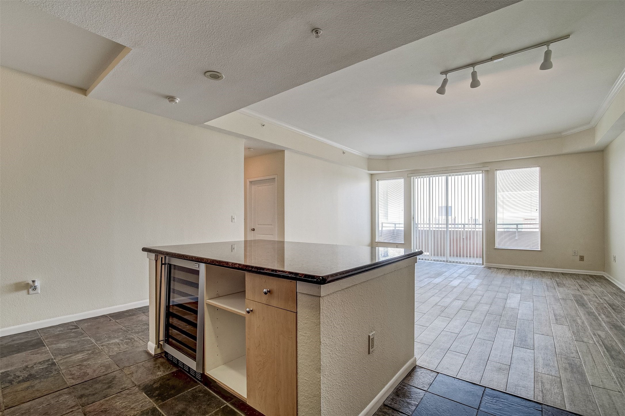 3505 Sage Road, Unit 2403 Houston, TX 77056 - Photo 12 of 26 a hallway with cabinets