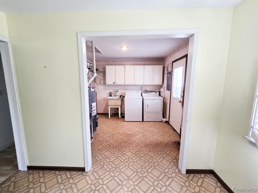 12929 Matthews Street Carleton, MI 48117 - Photo 23 of 64
