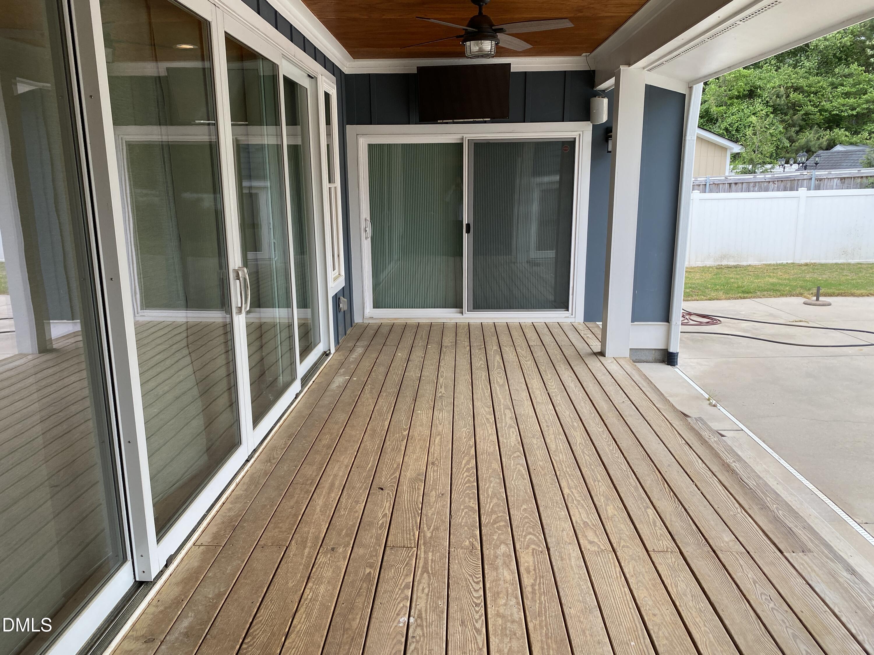 5402 Russell Road Durham, NC 27712 - Photo 5 of 33