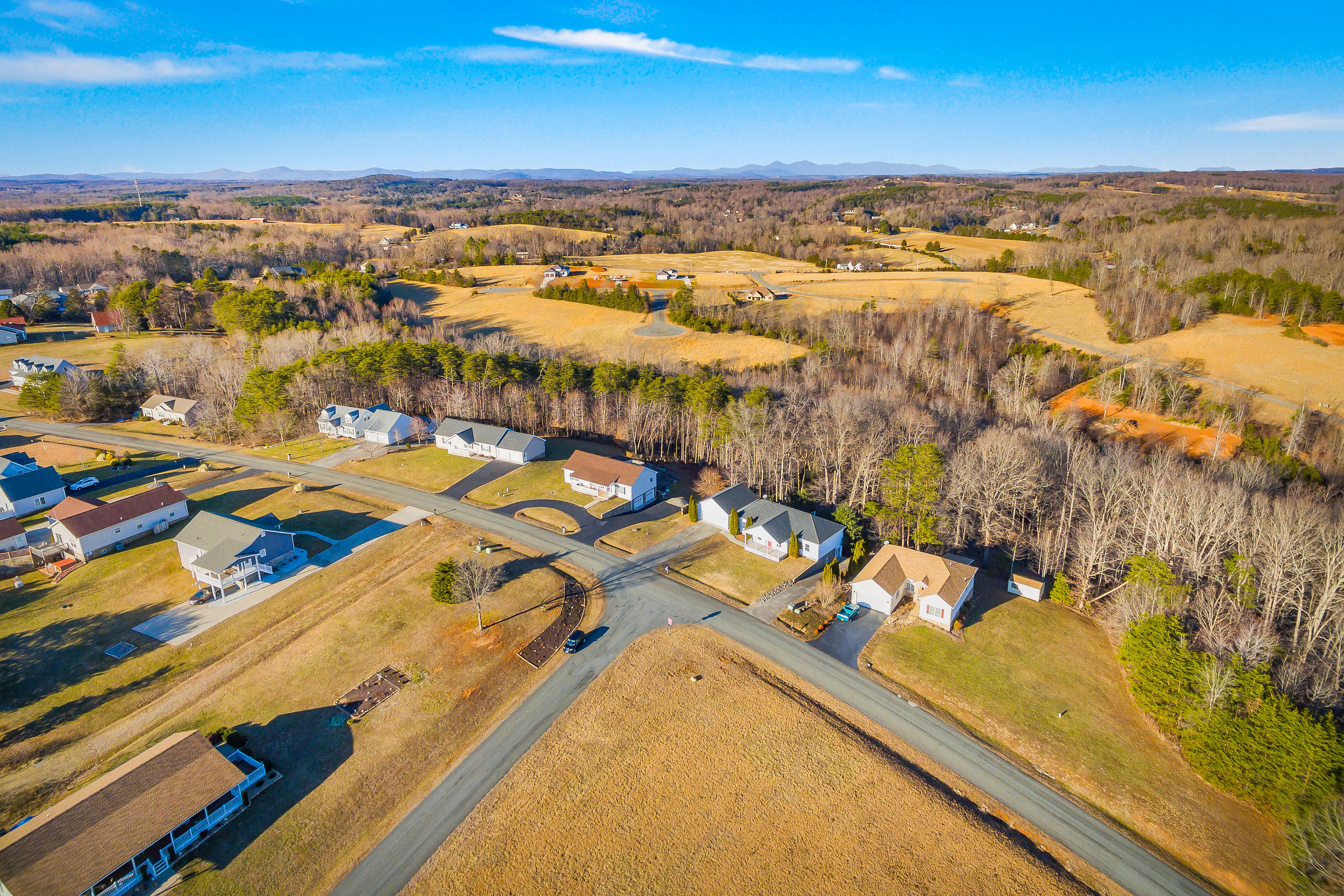 295 Sunny Field Road Wirtz, VA 24184 - Photo 40 of 44 IMG_323_4