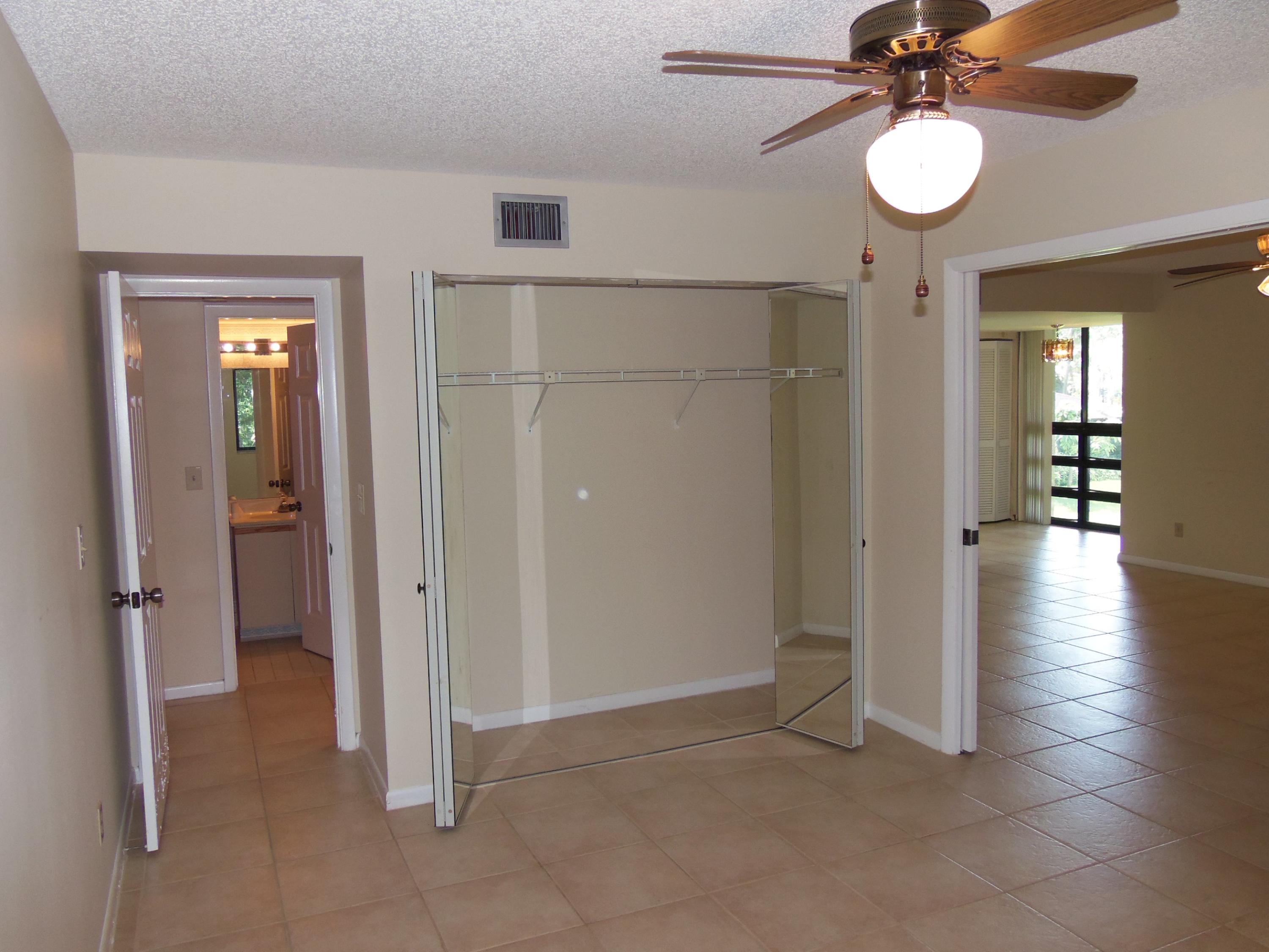 4291 Wood Ride Road, Unit E Boynton Beach, FL 33436 - Photo 12 of 30 100_6174
