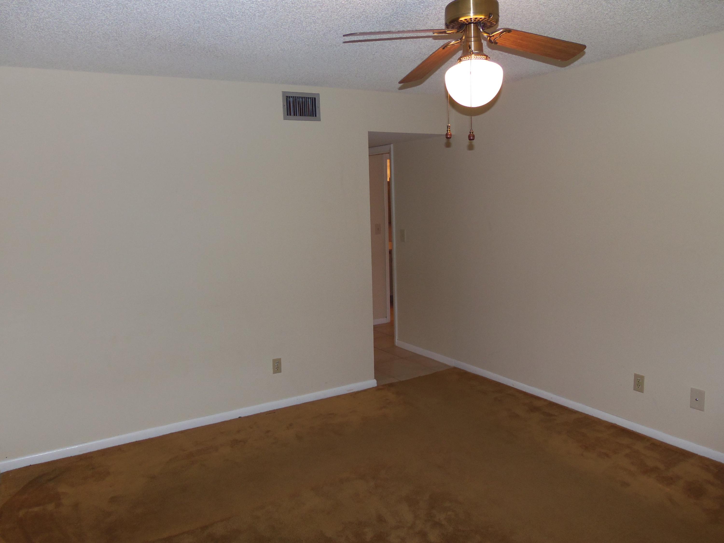 4291 Wood Ride Road, Unit E Boynton Beach, FL 33436 - Photo 19 of 30 100_6180